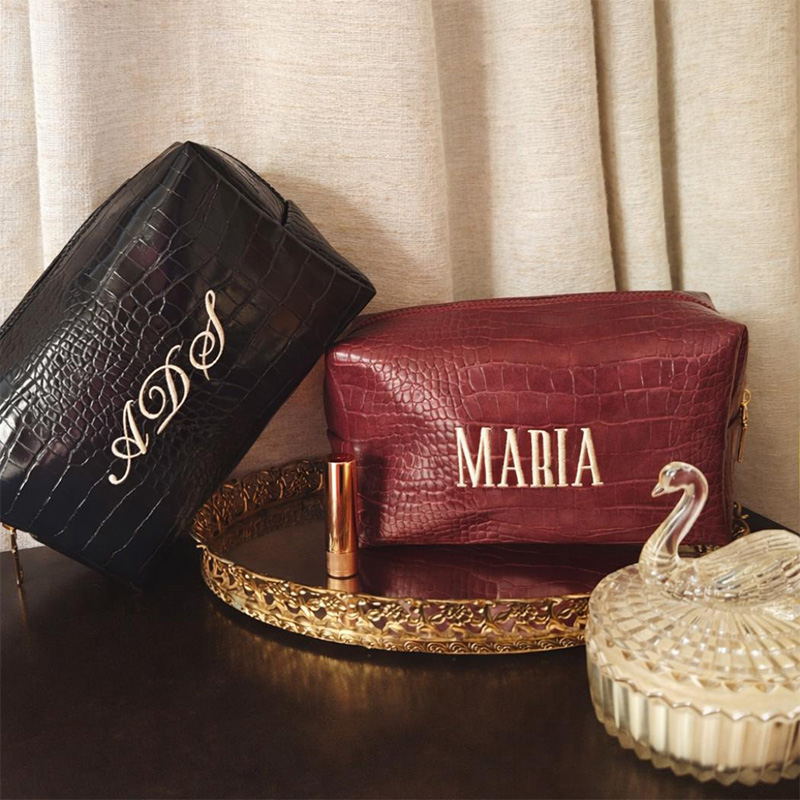 กระเป๋าเครื่องสำอางปักลาย Croc - Travel Accessories Ideas บทวิจารณ์และราคา